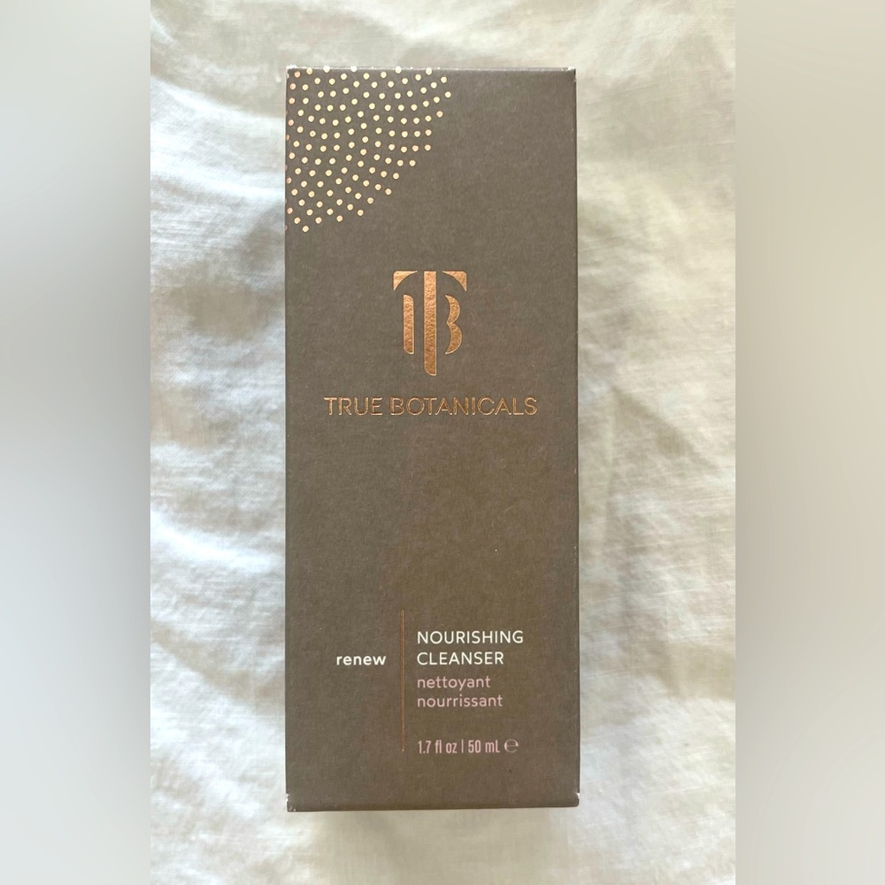 True Botanicals Nourishing Cleanser